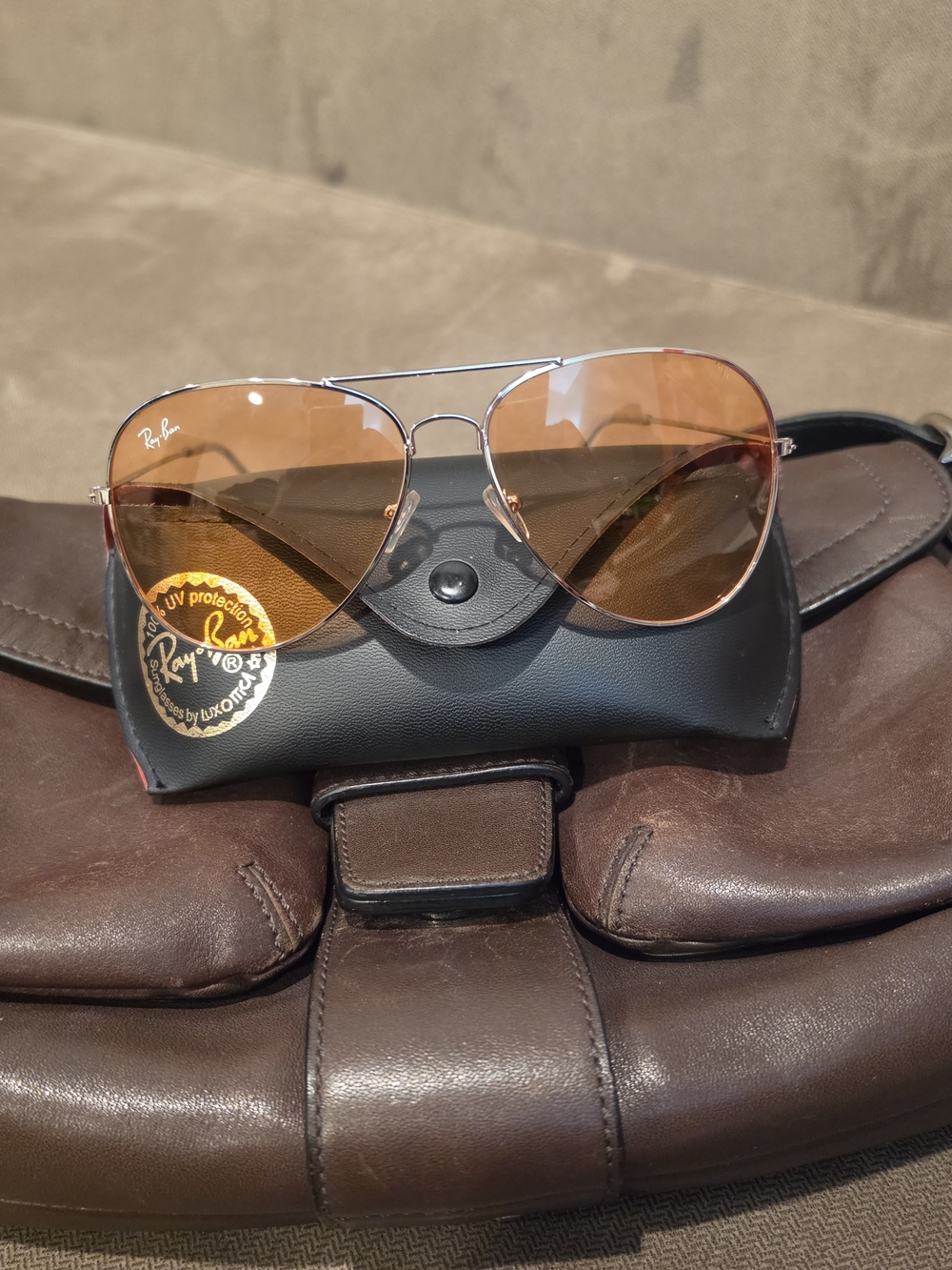 Ray-Ban Men’s Aviator Sunglasses in Amber Lenses